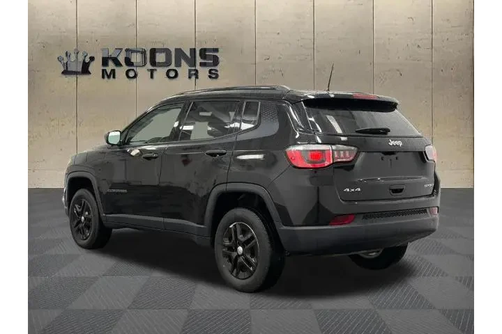 $14000 : Jeep Compass 2018 4x4 Sport image 5