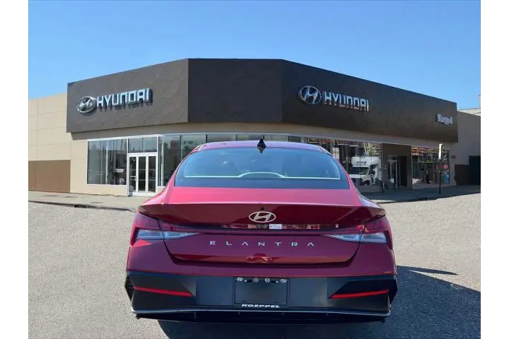 $18788 : Hyundai ELANTRA 2024 SEL 4dr image 6