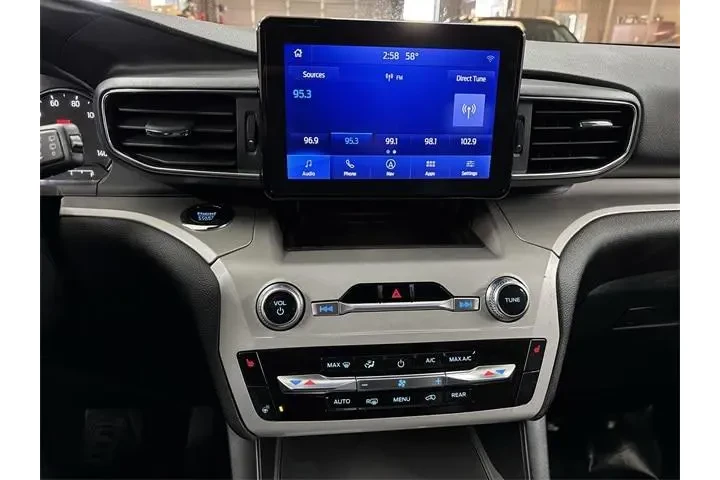 $28999 : Ford Explorer 2023 AWD XLT 4 image 8