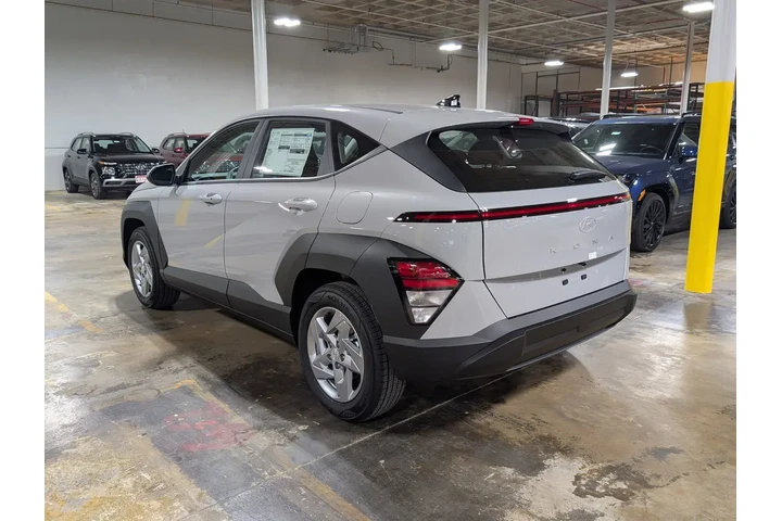 $22944 : Hyundai KONA 2025 SE 4dr Cro image 5