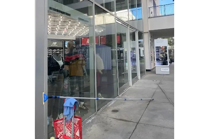 Window Cleaning image 8