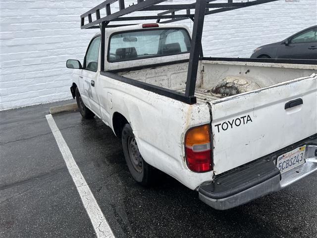 $3600 : Toyota Tacoma image 2