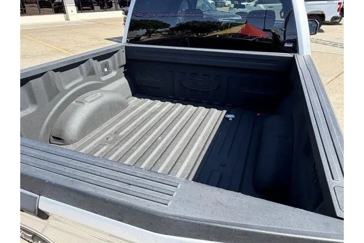 $26572 : Ford F-150 2019 4x2 XL 4dr S image 8