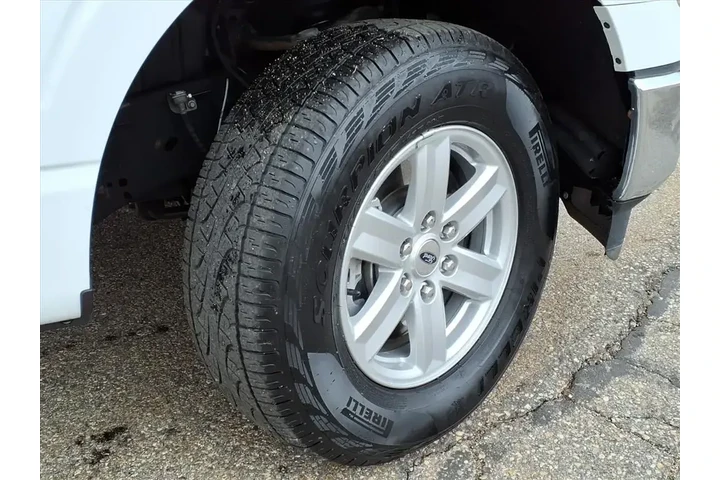 $37996 : Ford F-150 2023 4x4 XL 4dr S image 9