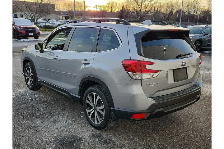 $26556 : Subaru Forester 2023 AWD Lim image 4