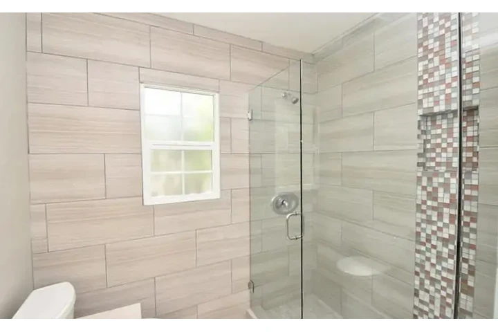 $2500 : 3Bed/2Bath House in Koreatown image 9