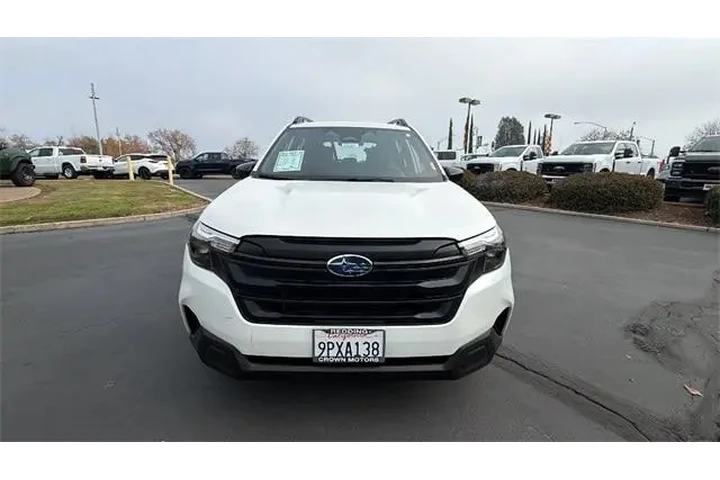 $28390 : Subaru Forester 2025 AWD Bas image 8