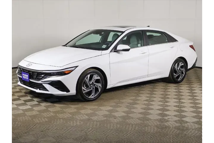 $24995 : Hyundai ELANTRA Hybrid 2025 image 10