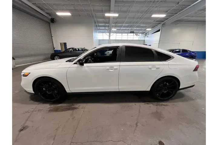 $25998 : Honda Accord Hybrid 2024 Spo image 6