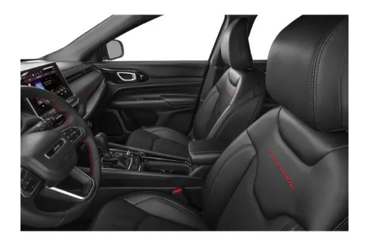 $25587 : 2025 Compass Trailhawk 4x4 image 8