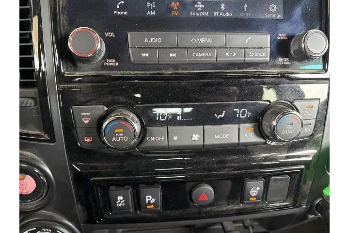 $37262 : Nissan Titan 2024 4x4 SV 4dr image 10