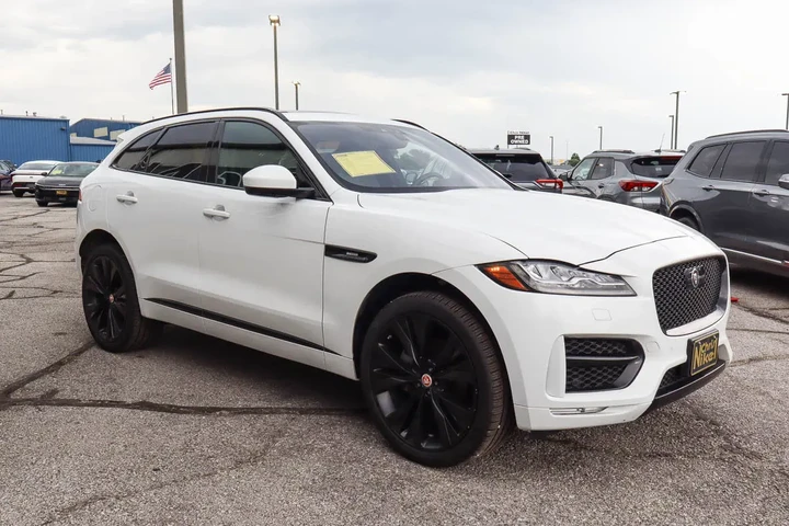 $26587 : 2020 F-PACE 30t R-Sport AWD image 3