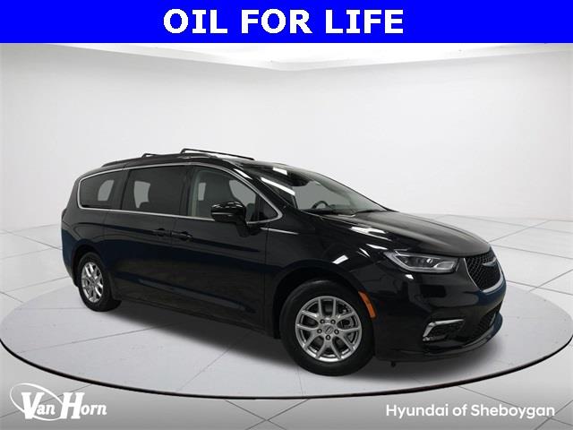 $23238 : Pre-Owned 2022 Pacifica Touri image 1