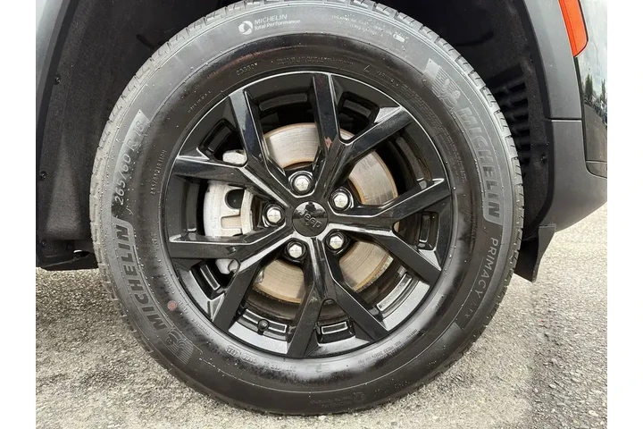 $27999 : Jeep Grand Cherokee L 2024 4 image 9