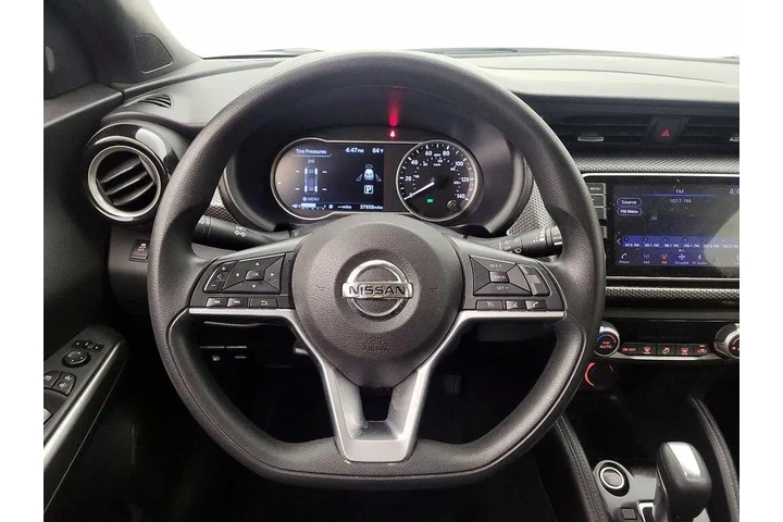 $16998 : Nissan Kicks 2019 S 4dr Cros image 10