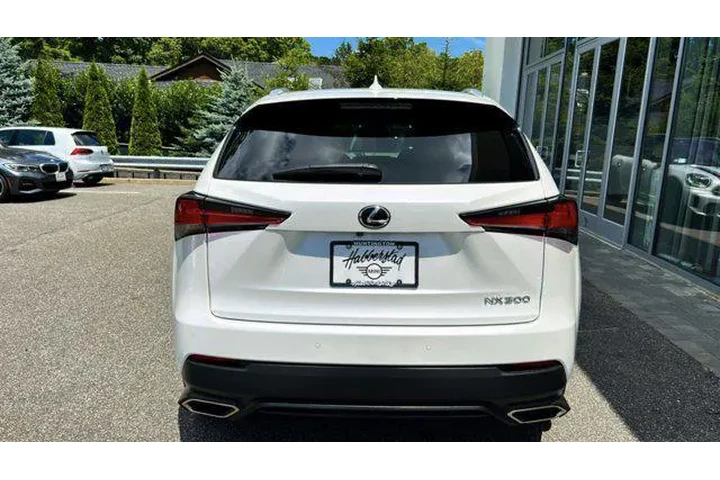 $27995 : Lexus NX 300 2021 AWD 4dr Cr image 5