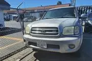 $2800 : 2004 Toyota Sequoia thumbnail