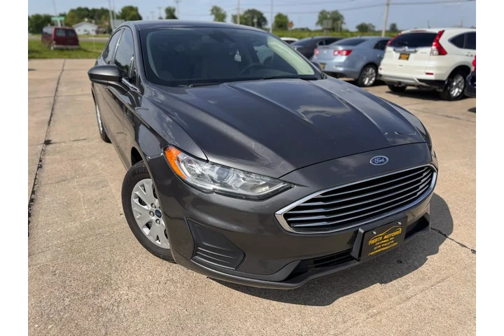 $9999 : 2019 Fusion S image 5