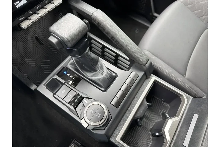 $37999 : Toyota Tacoma 2024 4x4 SR5 4 image 7