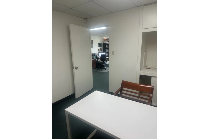 $600 : ESPACIO PRIVADO EN OFICINA image 1