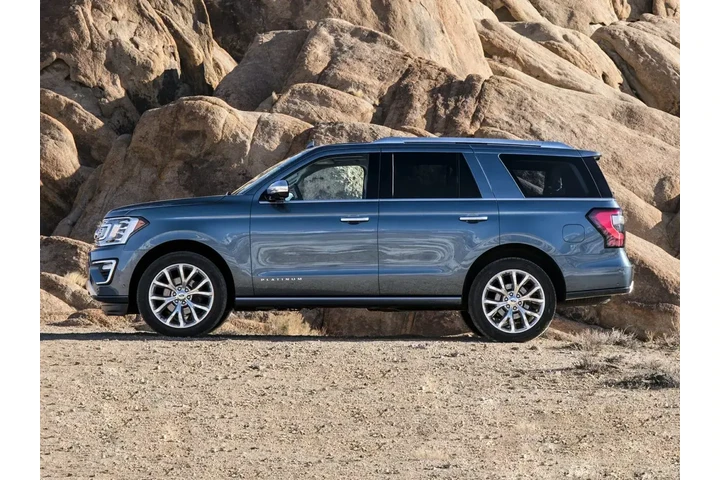 $23979 : Ford Expedition 2019 4x2 XLT image 1