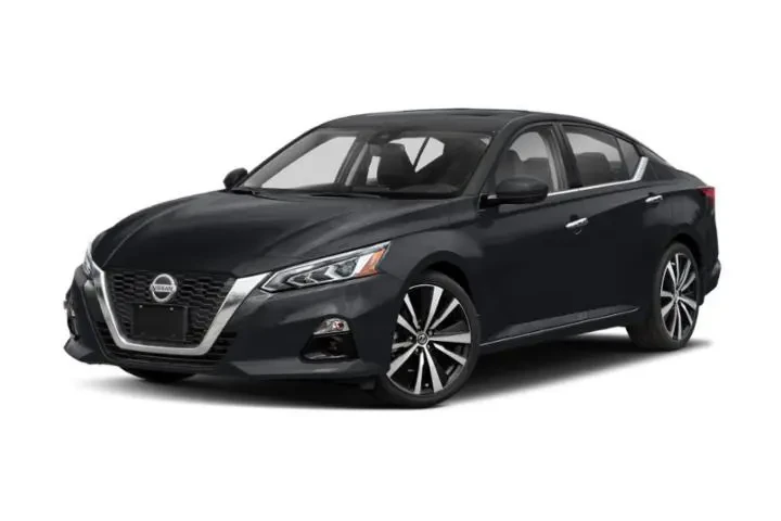 $16787 : Nissan Altima 2020 2.0 Plati image 1