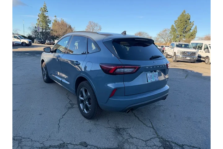 $22500 : Ford Escape 2023 AWD ST-Line image 3