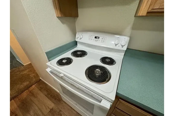 $1100 : Cama luminosa Atascadero CA image 2