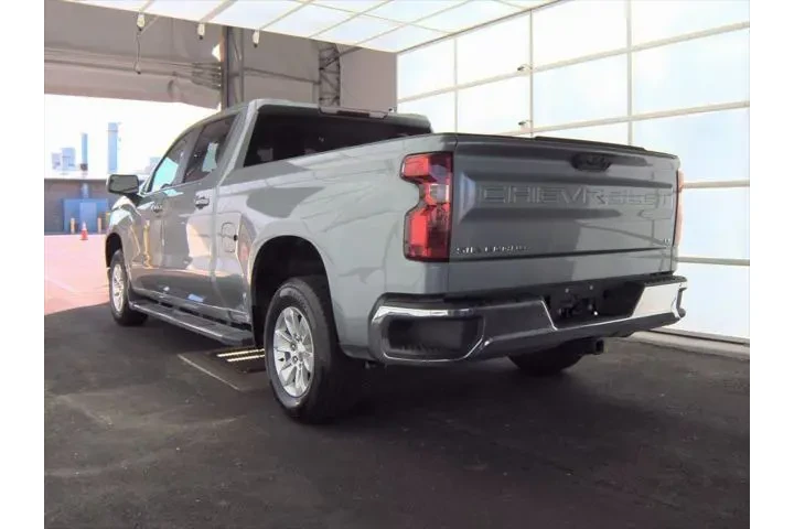 $33955 : Chevrolet Silverado 1500 202 image 6