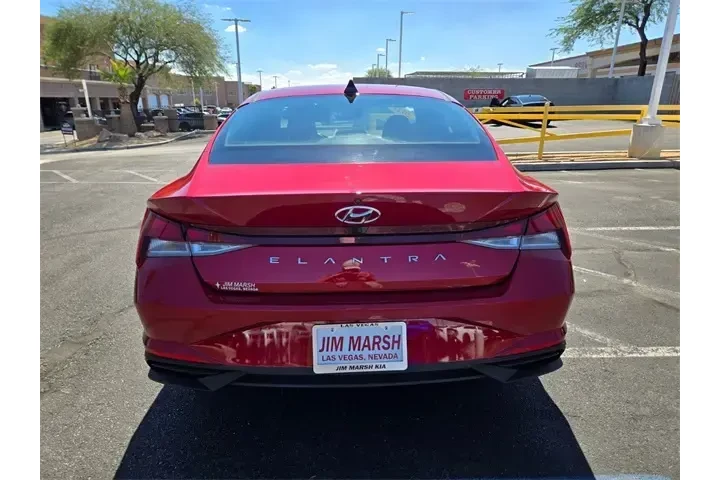 $16175 : Hyundai ELANTRA 2021 SEL 4dr image 5