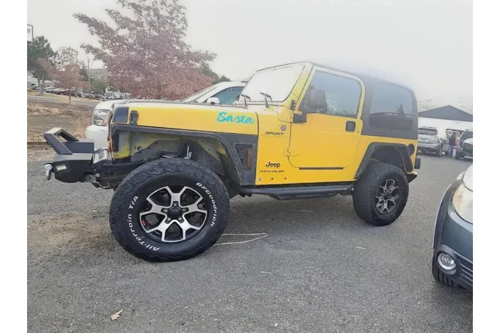 $11777 : 2004 Wrangler image 3