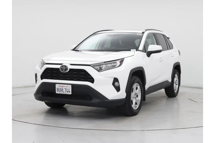 $32998 : Toyota RAV4 2021 AWD XLE 4dr image 4