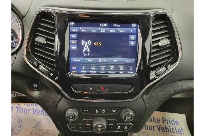 $17140 : Jeep Cherokee 2019 4x4 Overl image 8