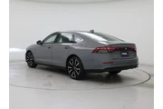 $34998 : Honda Accord Hybrid 2023 Tou thumbnail