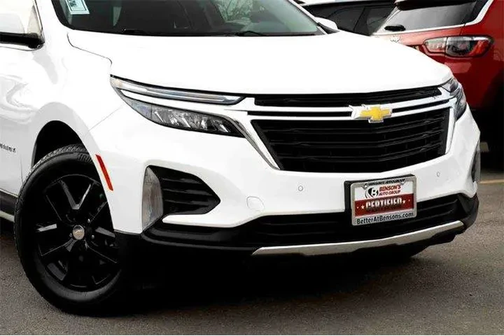 $21293 : Chevrolet Equinox 2023 4x4 L image 3