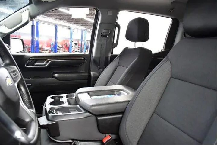$39994 : Chevrolet Silverado 1500 202 image 9