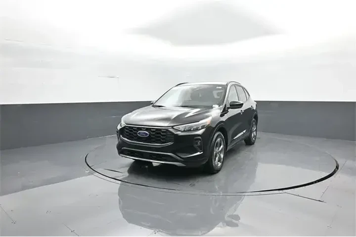 $24910 : Ford Escape 2024 AWD ST-Line image 3