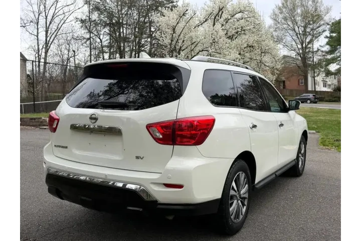 $14550 : 2020 Pathfinder SV image 7