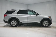 $29000 : Ford Explorer 2023 XLT 4dr S thumbnail
