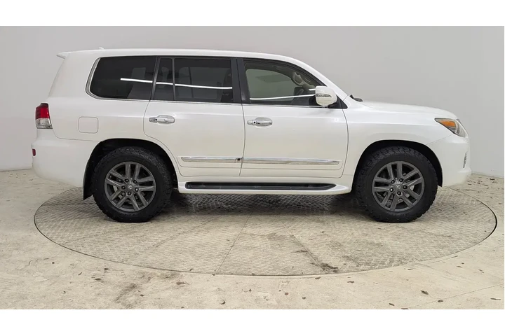 $24999 : Lexus LX 570 2013 AWD 4dr SU image 8
