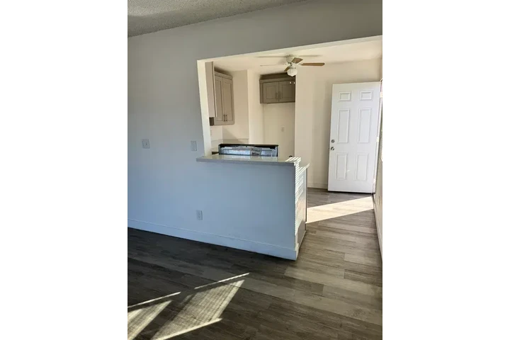 $1100 : Cozy 1-Bedroom and 1-Bathroom image 5