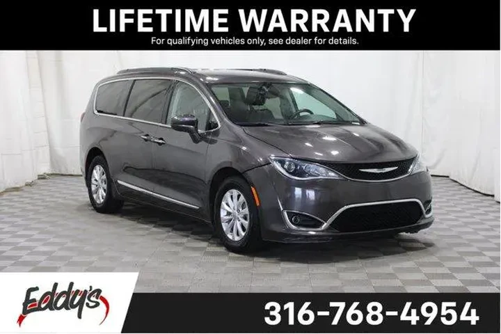 $13982 : Chrysler Pacifica 2017 Touri image 1