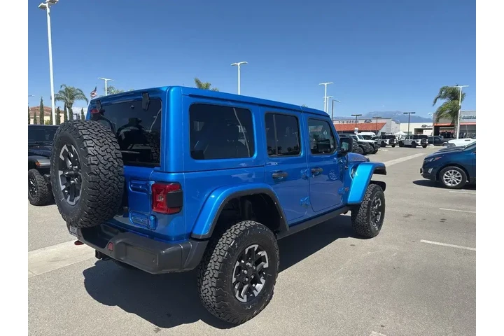 $39995 : Jeep Wrangler Unlimited 2022 image 8