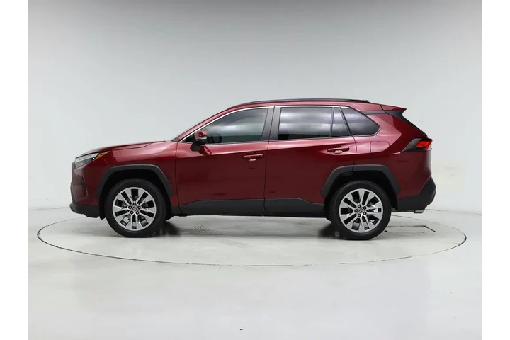 $32998 : Toyota RAV4 2023 XLE Premium image 3