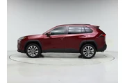 $32998 : Toyota RAV4 2023 XLE Premium thumbnail