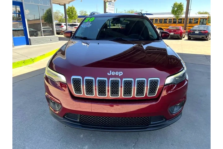 2020 Cherokee Latitude Plus 4 image 2