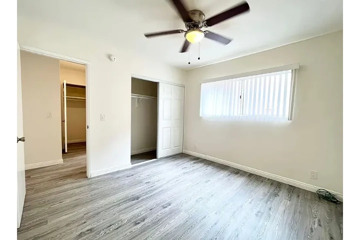 $1450 : 1Bed 1Bath Apt in Los Angeles image 2