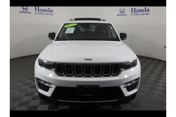 $24975 : Jeep Grand Cherokee 2023 4x4 image 2