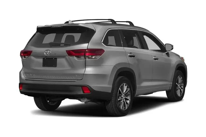 $24875 : Toyota Highlander 2018 XLE 4 image 3