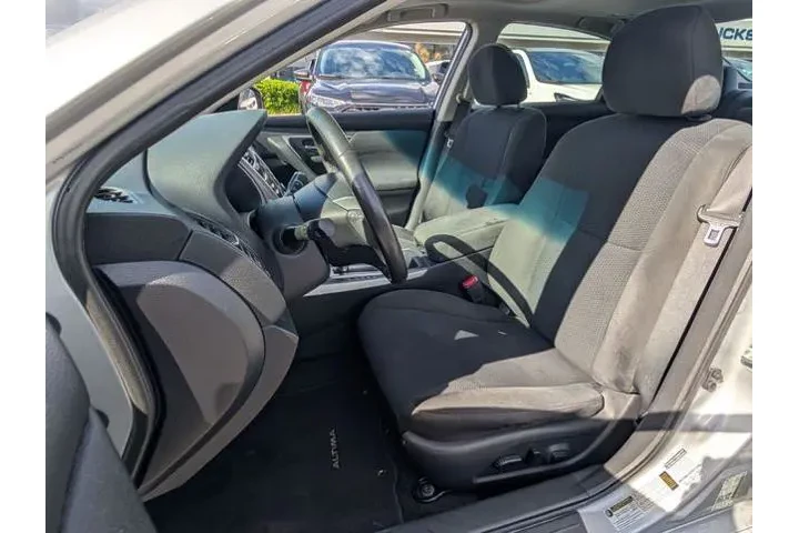 $7997 : Nissan Altima 2015 2.5 SV 4d image 10